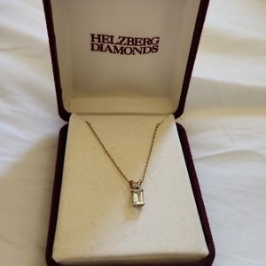 10kt gold aquamarine necklace